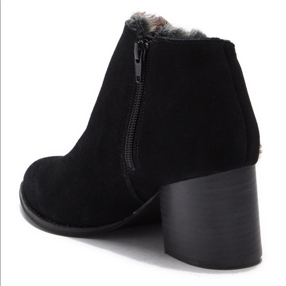 NWT Seychelles Diligence Fur Booties - Picture 3 of 6
